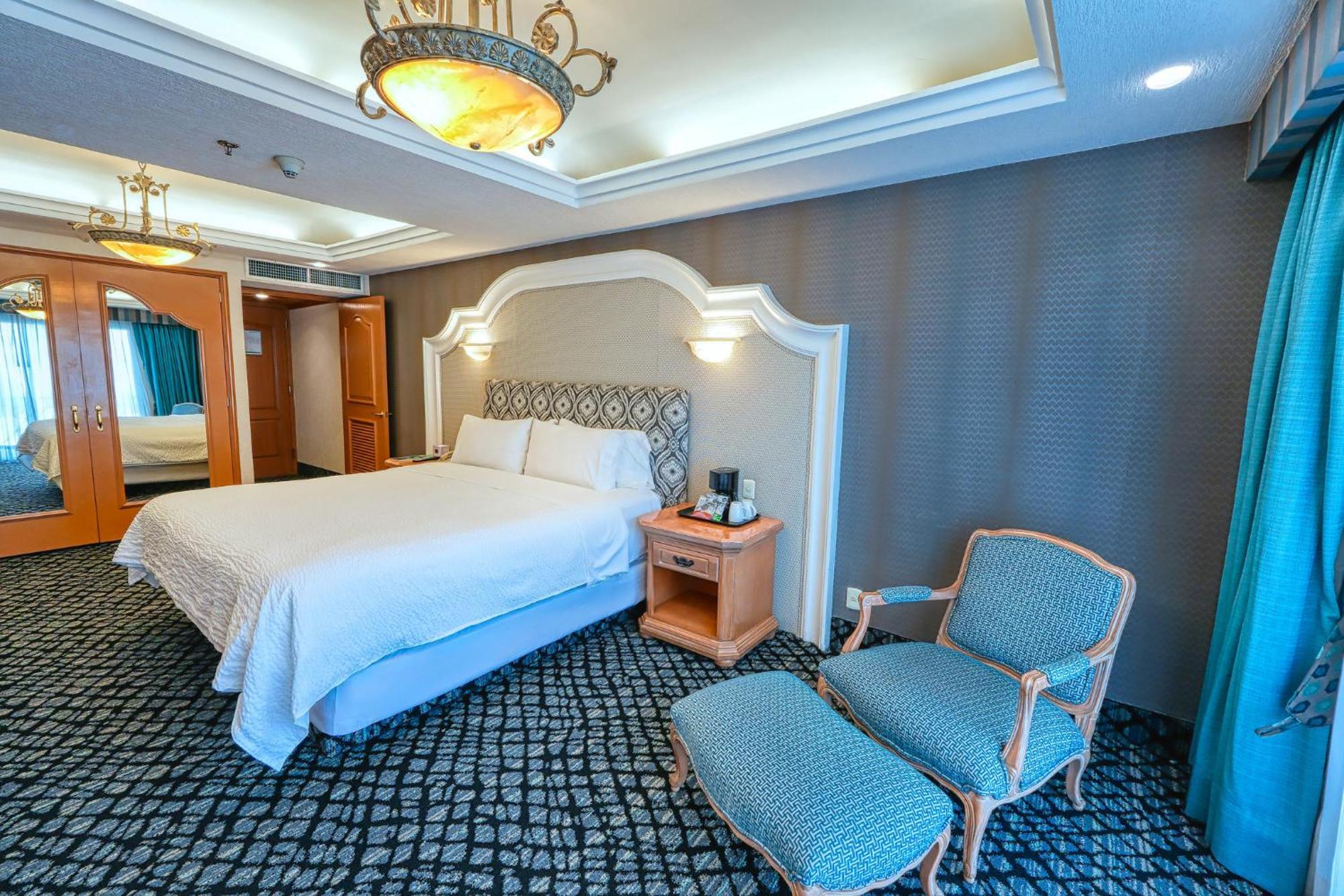 Holiday Inn Queretaro Centro Historico By Ihg Екстер'єр фото